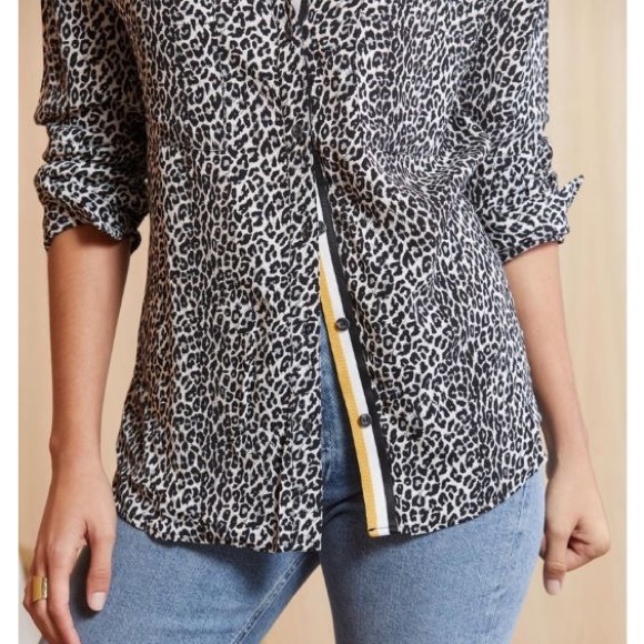 Peyton Jensen Kendra Leopard Print Button Down - Picture 2 of 11
